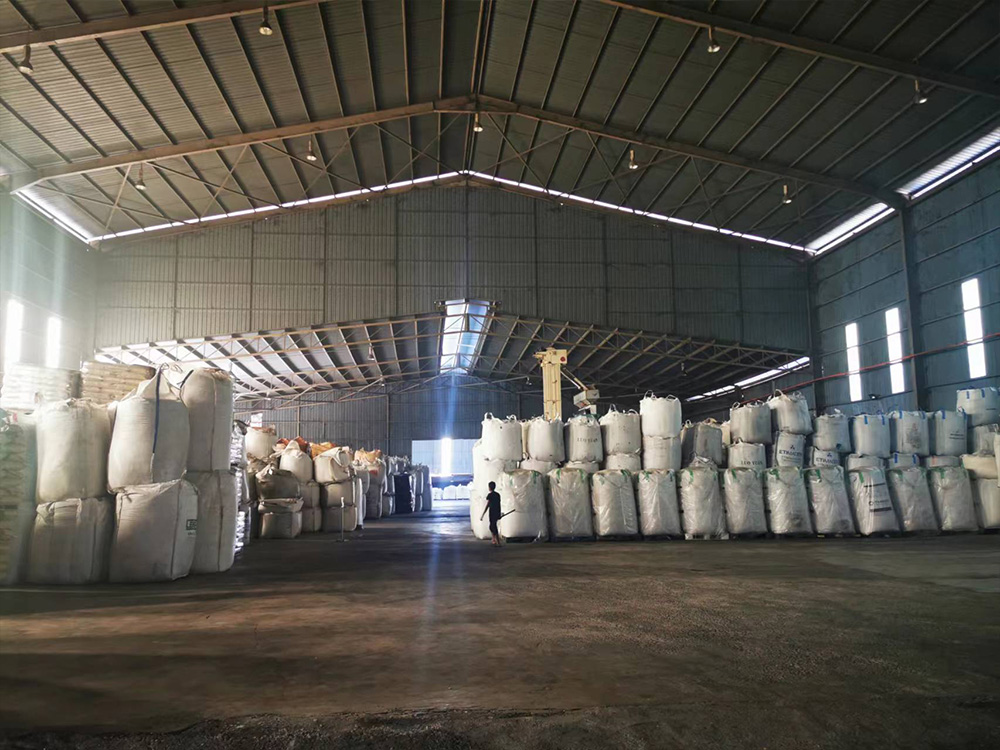 Raw material warehouse